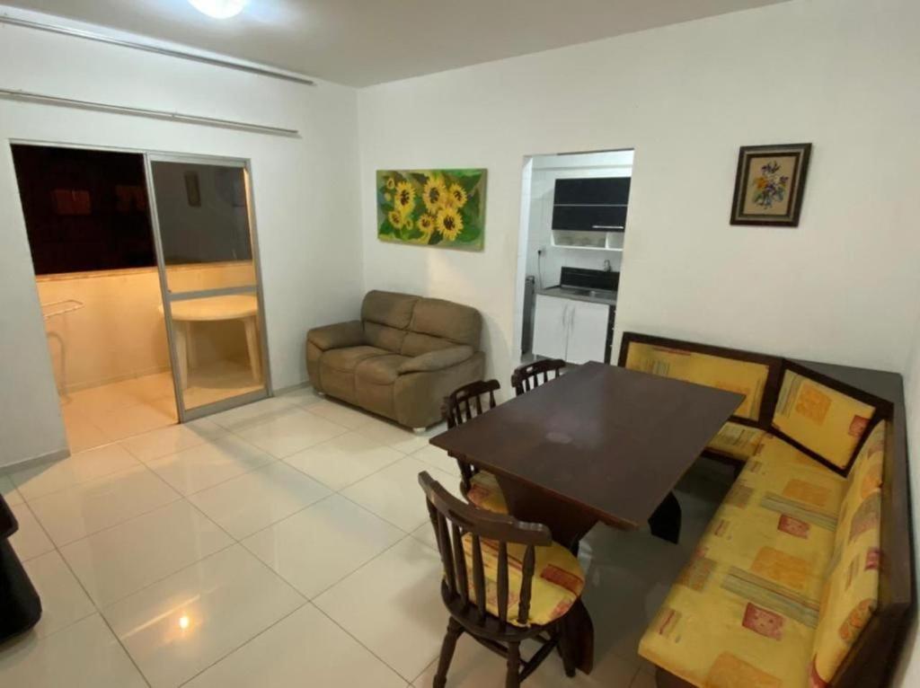 Balneário Camboriú Apto Almeida E Moraes 2 Dormitorios Perto Da Praia Bc מראה חיצוני תמונה